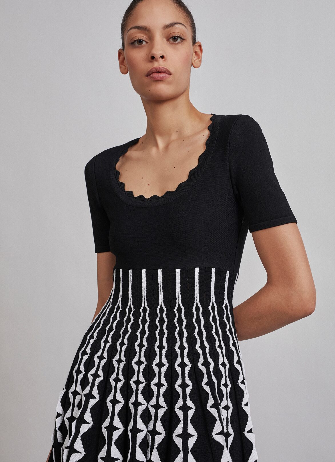 Dresses ALAÏA BLACK/WHITE DRESSES